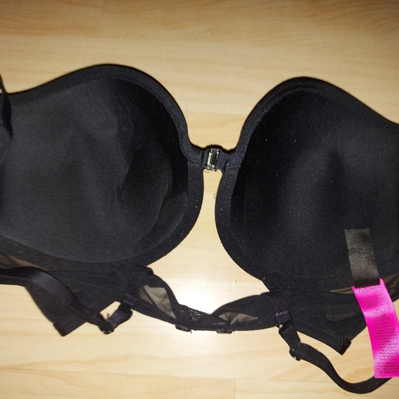 La Senza Lace Push Up Bra - Picture 5 of 8